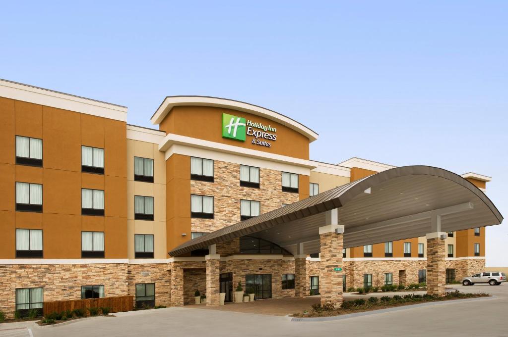 Holiday Inn Express Hotel & Suites Waco South an IHG Hotel Main image 1